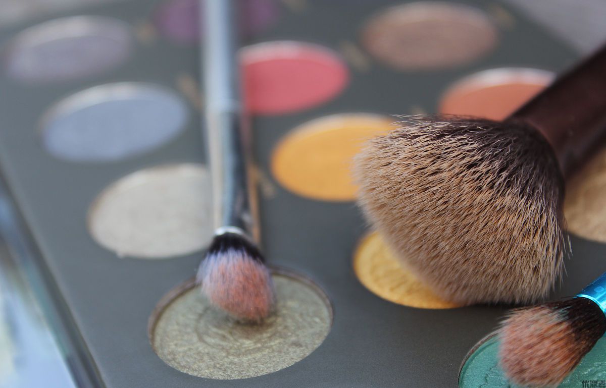 顏料進(jìn)口報關(guān)通關(guān)指南:揭秘色彩跨境旅行全流程